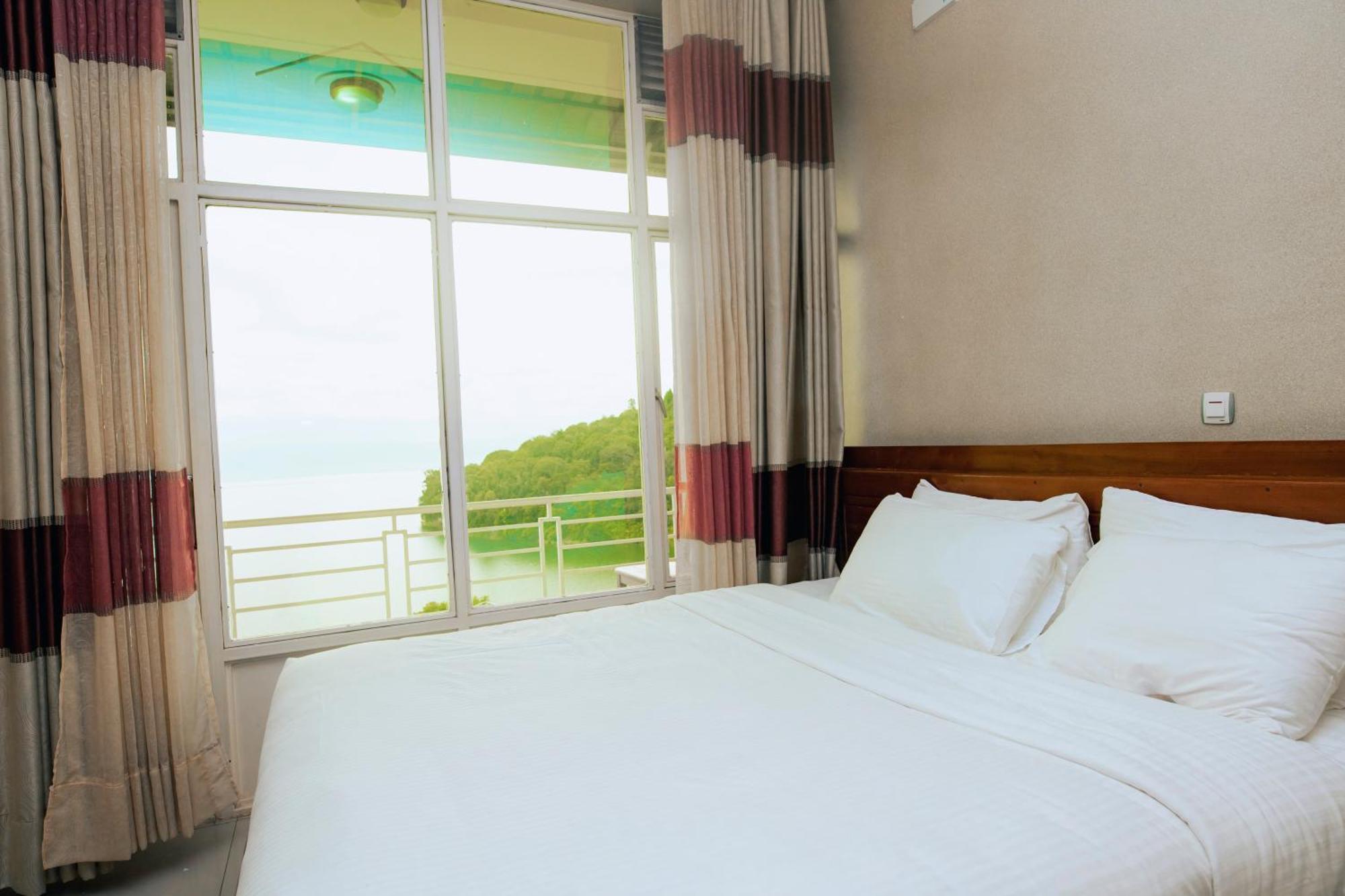 Peace Guest House Muhari Екстер'єр фото